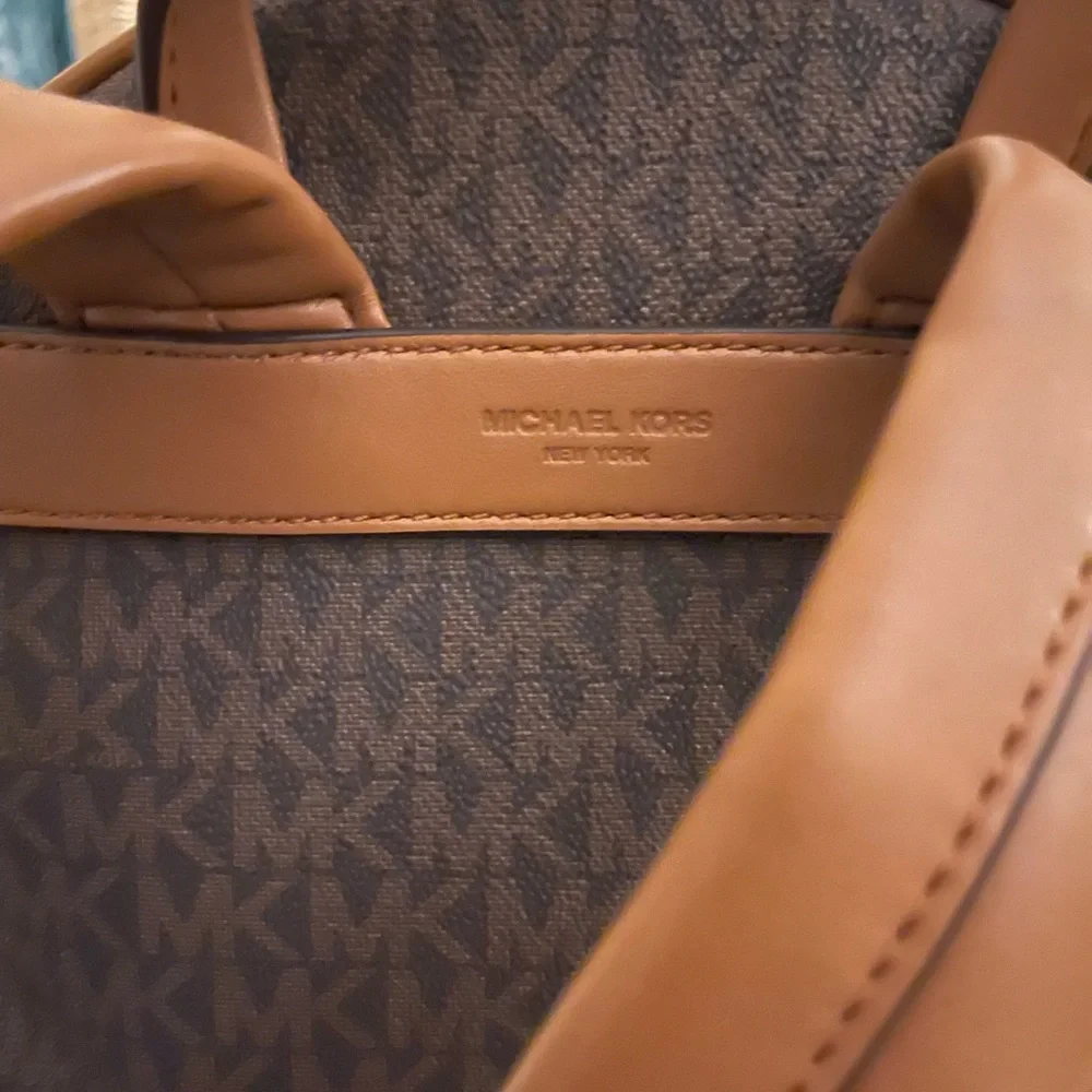 Michael Kors Bex Medium Women’s Leather Backpack - Picture 7 of 16